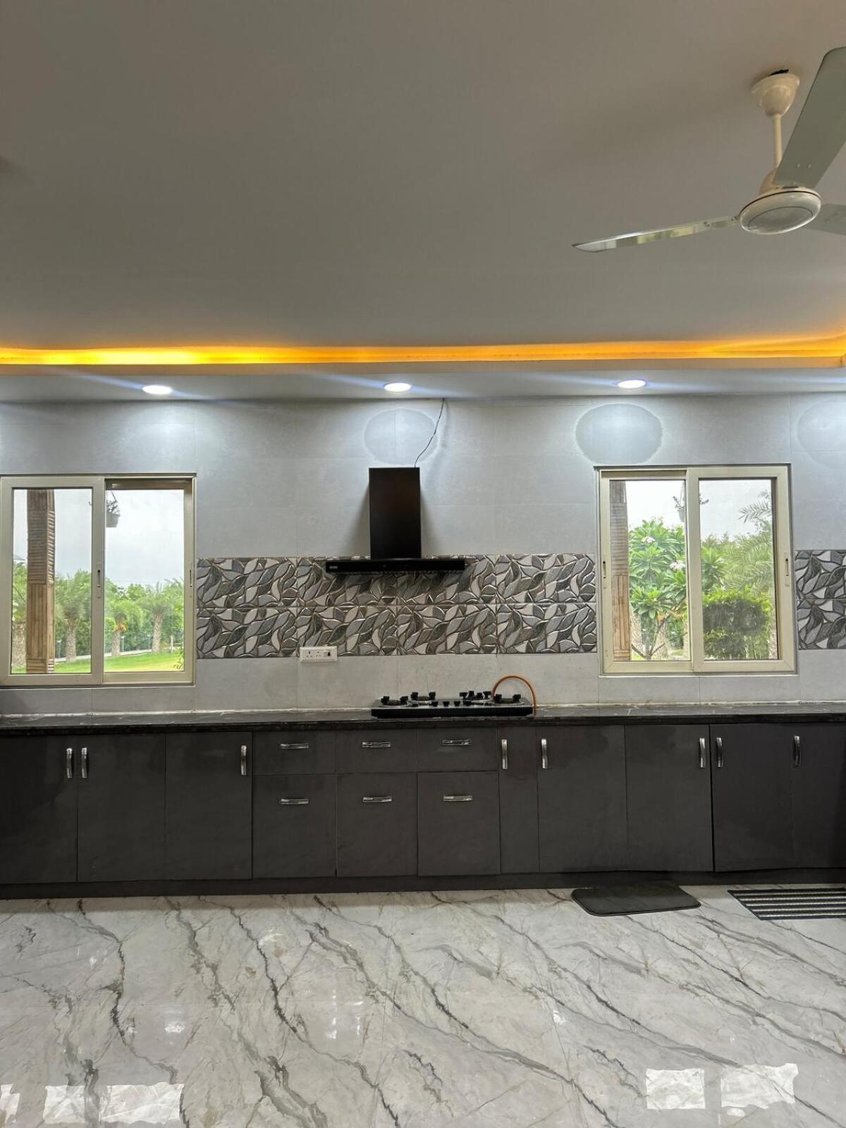 Vanraj Farm Greater Noida Eksteriør billede