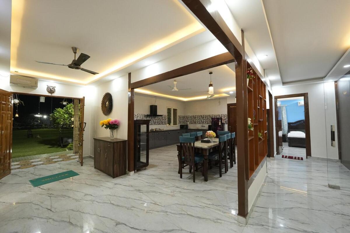 Vanraj Farm Greater Noida Eksteriør billede