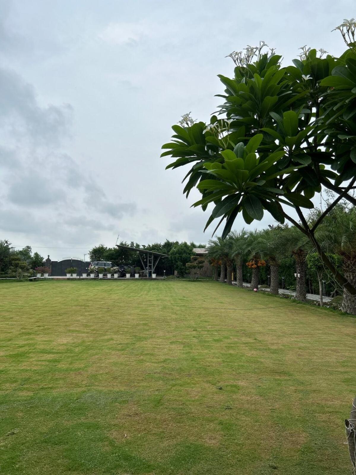 Vanraj Farm Greater Noida Eksteriør billede