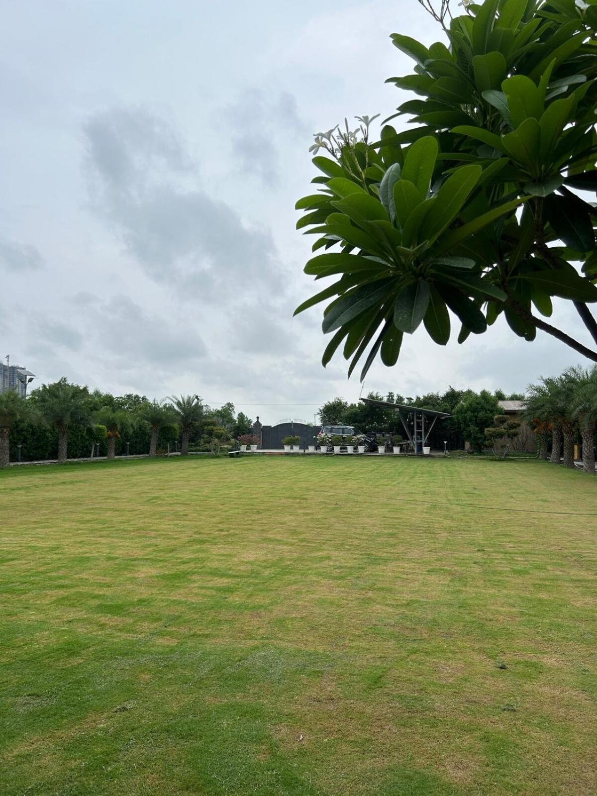 Vanraj Farm Greater Noida Eksteriør billede